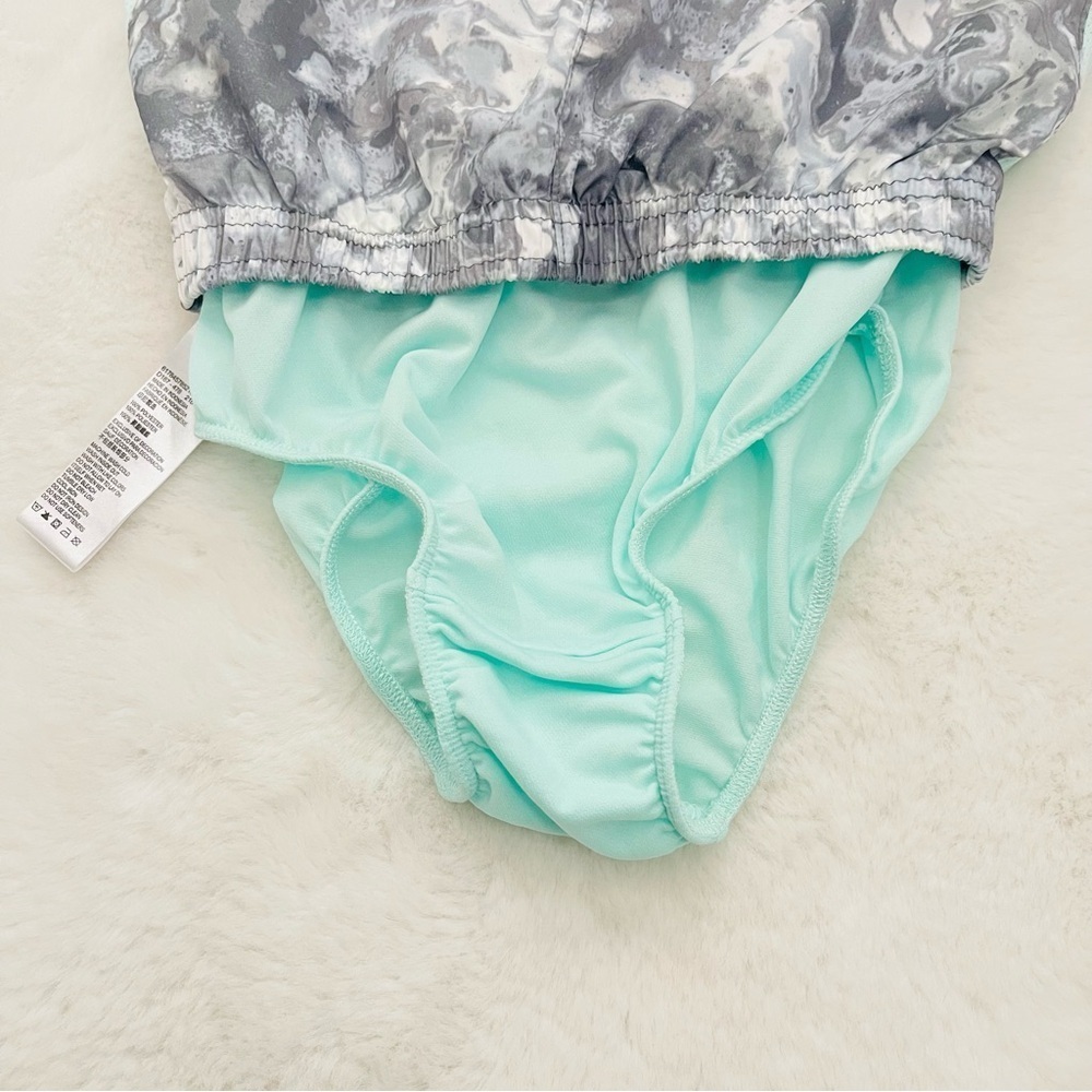 Nike Girls Marble Gray and Pink Athletic Shorts - Picture 5 of 5